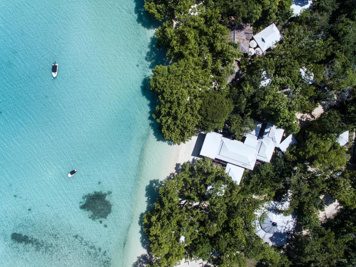 Barrier Beach Resort (Adults Only) 卢甘维尔 外观 照片