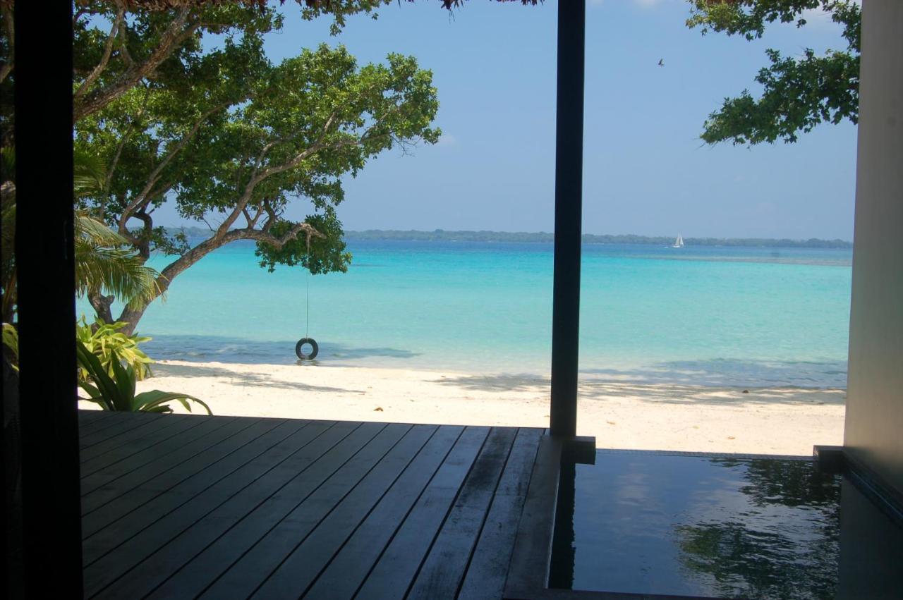 Barrier Beach Resort (Adults Only) 卢甘维尔 外观 照片
