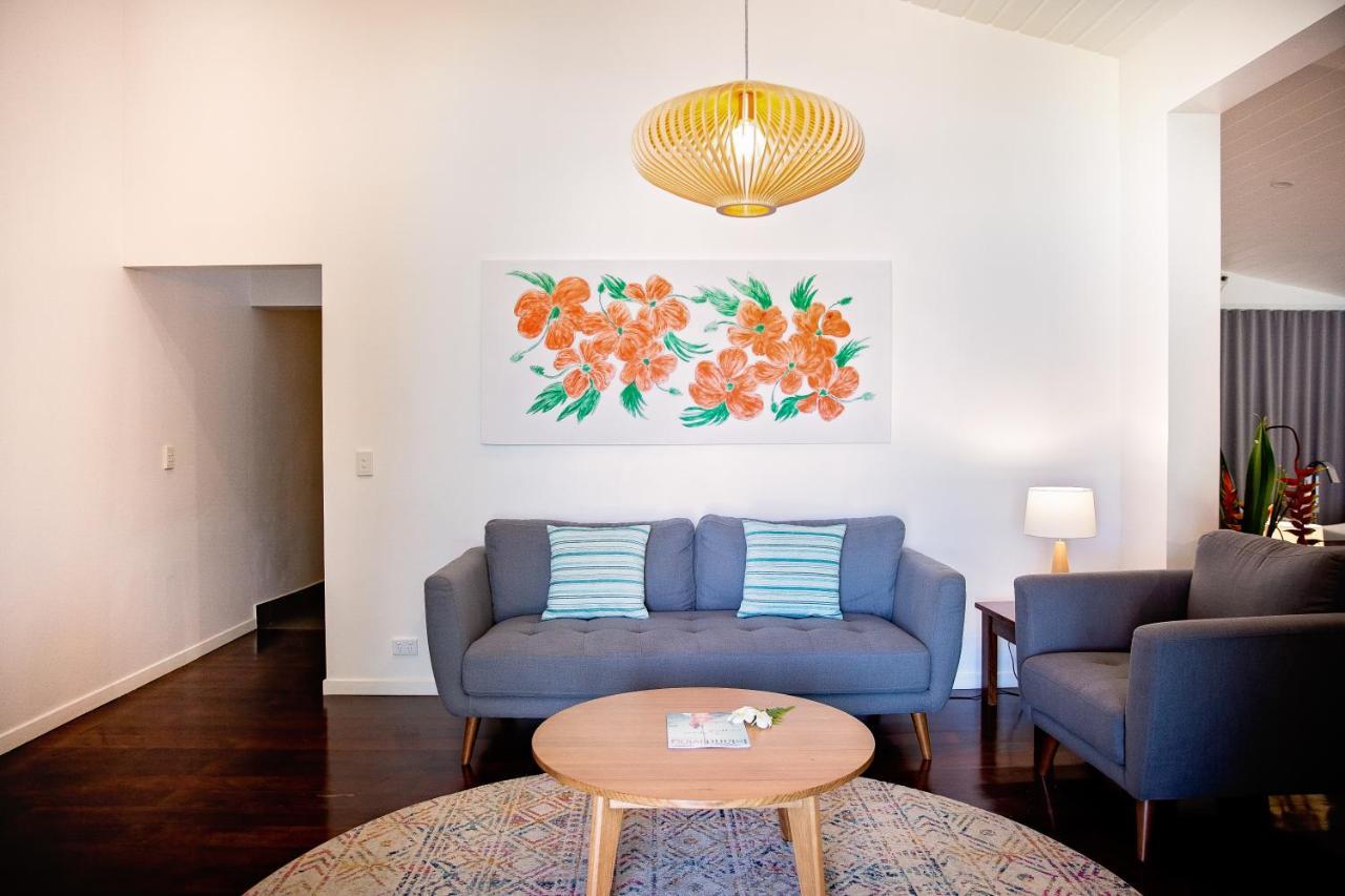 Barrier Beach Resort (Adults Only) 卢甘维尔 外观 照片